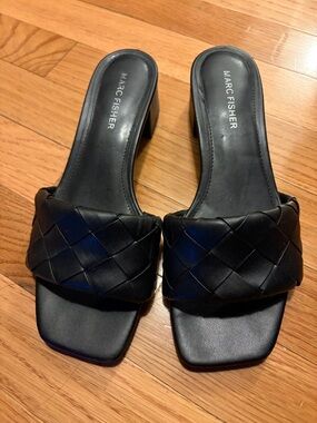 Marc Fisher Block heel